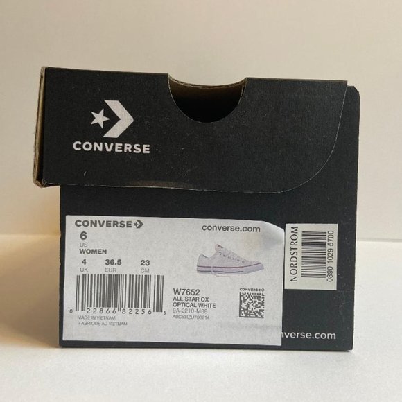 Converse White Sneakers with Red and Blue Stripes - Picture 14 of 16